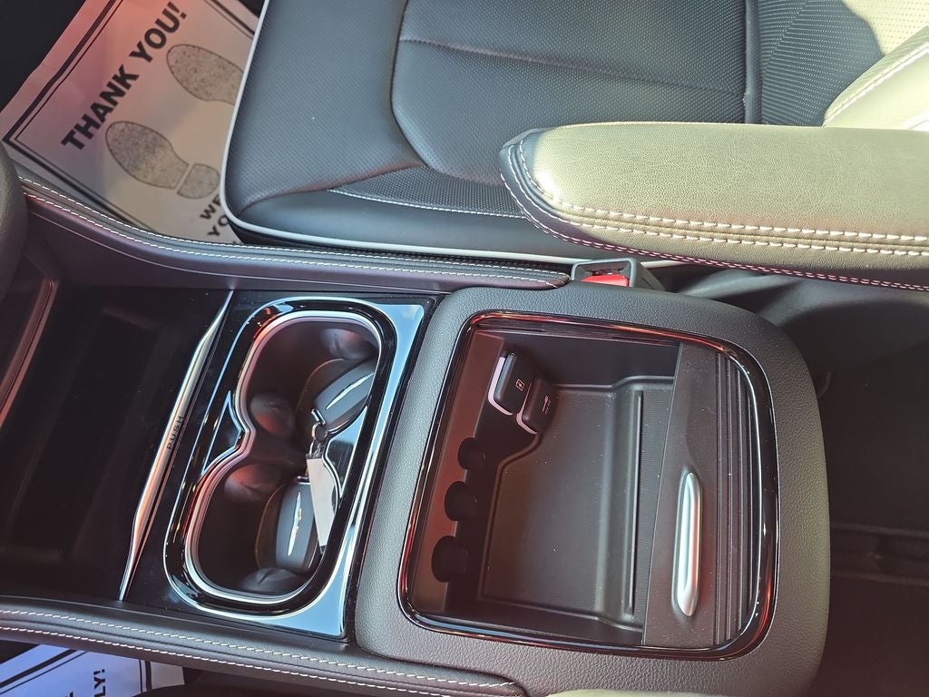 2024 Chrysler Pacifica Limited S APPEARANCE PKG