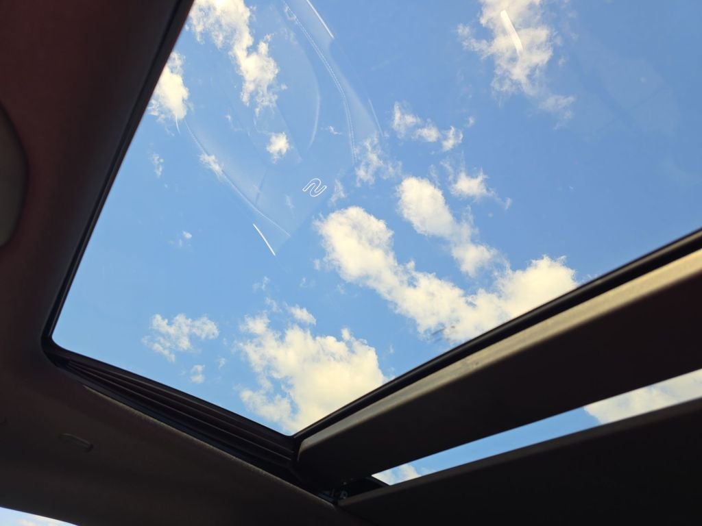 2024 Chrysler Pacifica Limited S APPEARANCE PKG