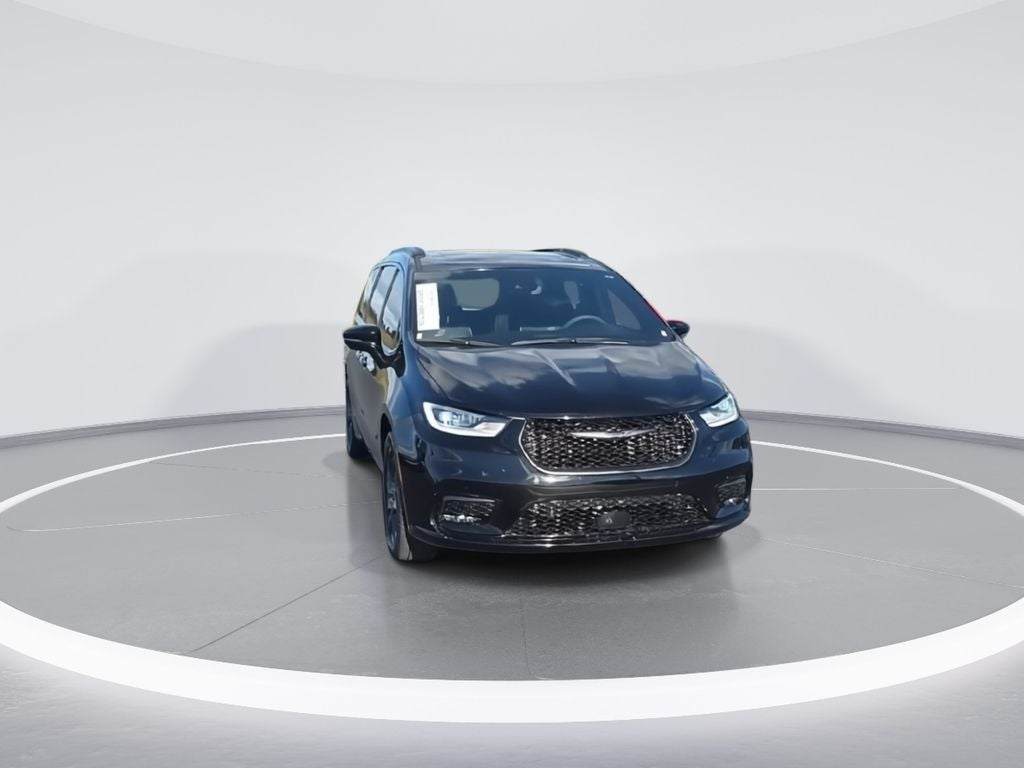 2024 Chrysler Pacifica Limited S APPEARANCE PKG