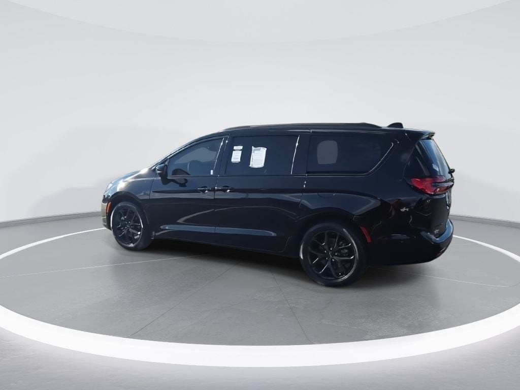 2024 Chrysler Pacifica Limited S APPEARANCE PKG