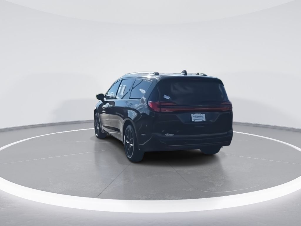 2024 Chrysler Pacifica Limited S APPEARANCE PKG