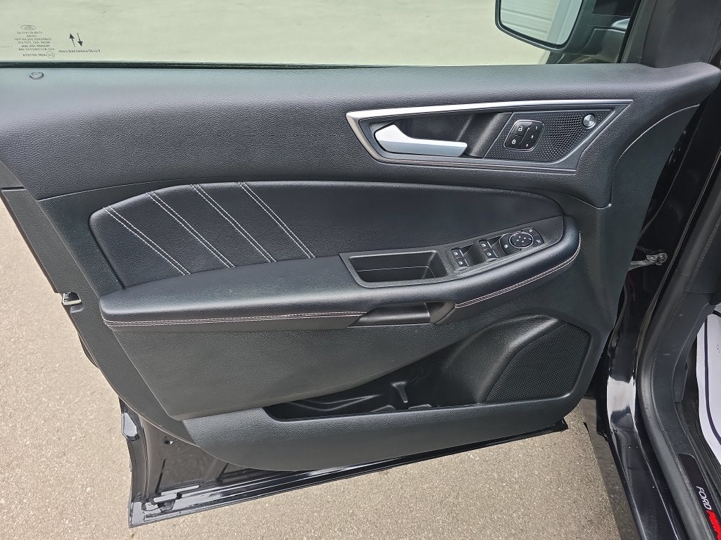 2023 Ford Edge ST