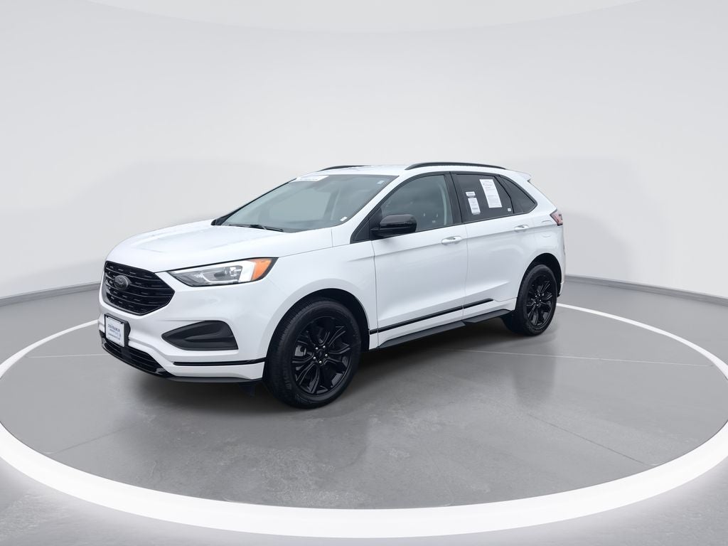 2022 Ford Edge SE