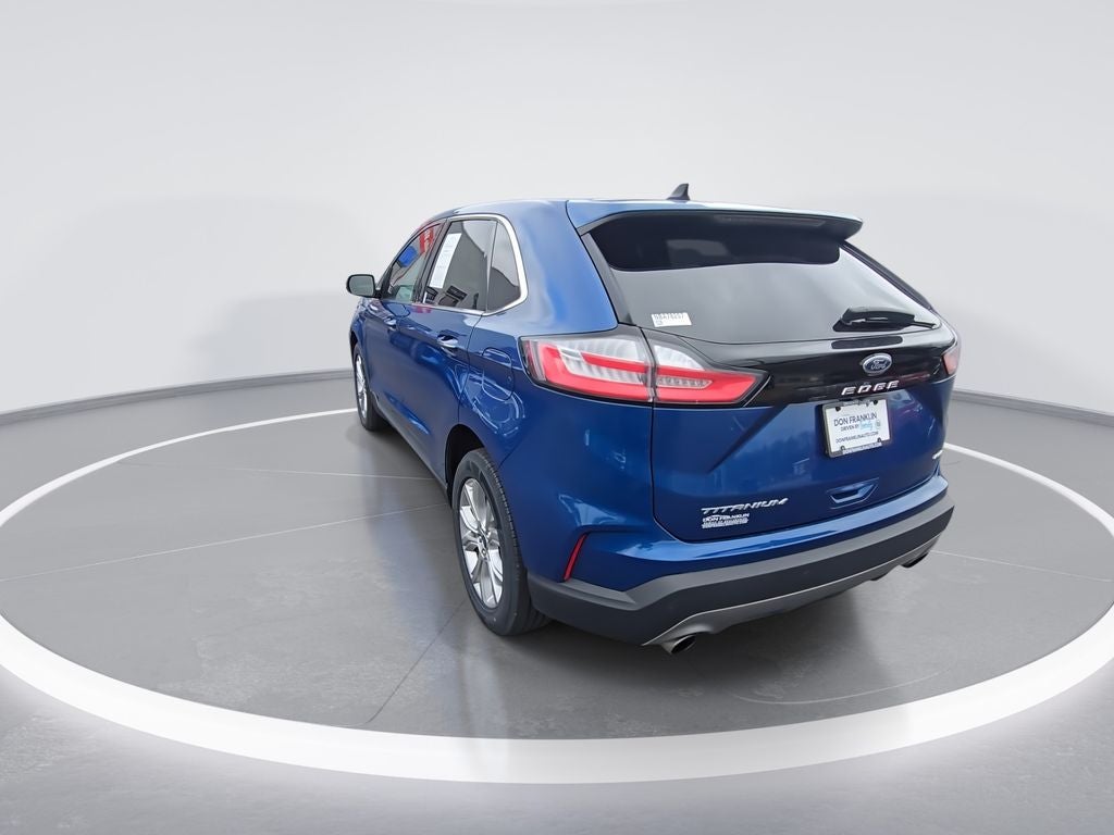 2022 Ford Edge Titanium