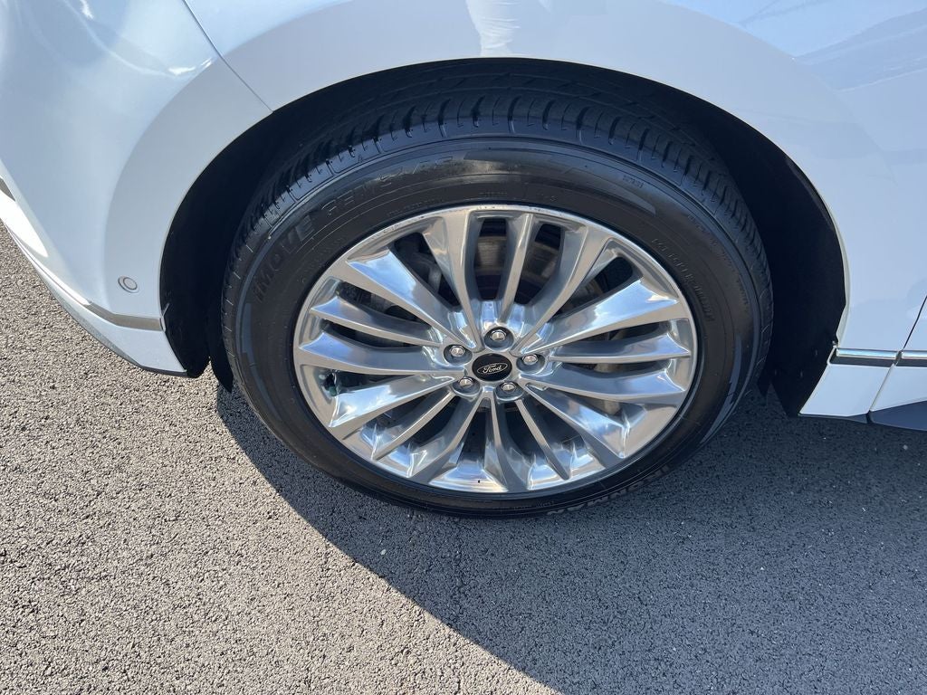 2021 Ford Edge Titanium