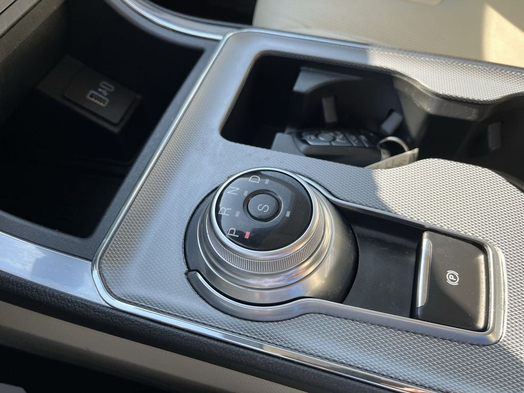 2021 Ford Edge Titanium