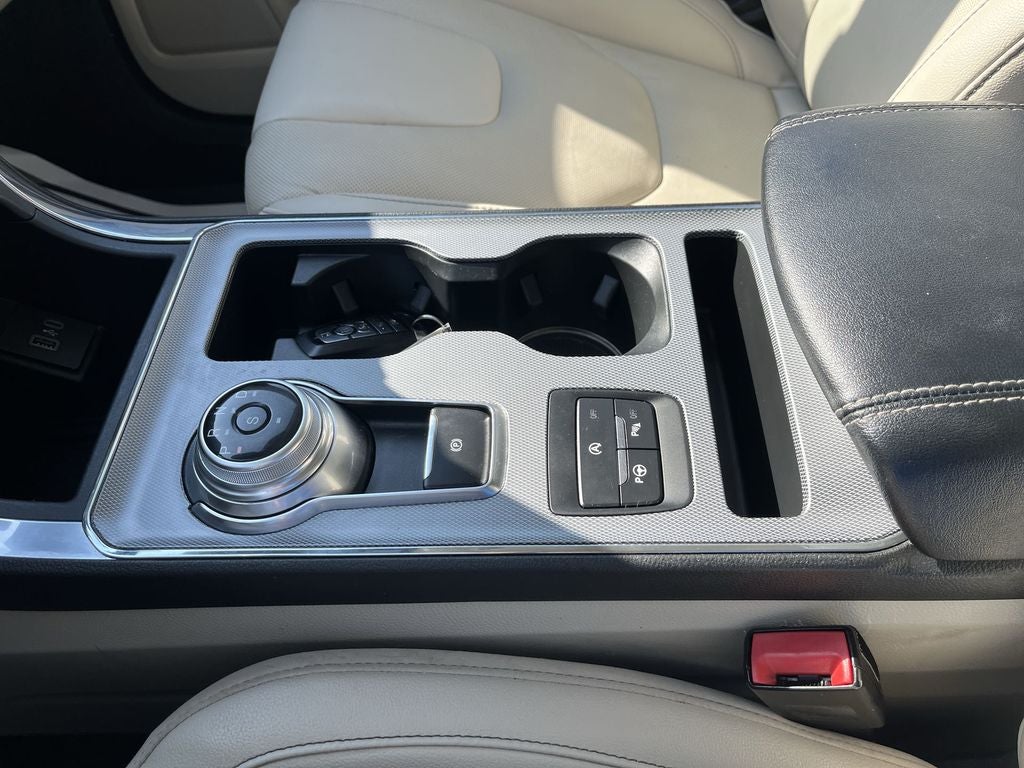 2021 Ford Edge Titanium
