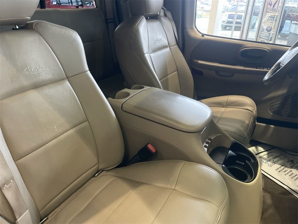 2003 Ford F-150 Lariat