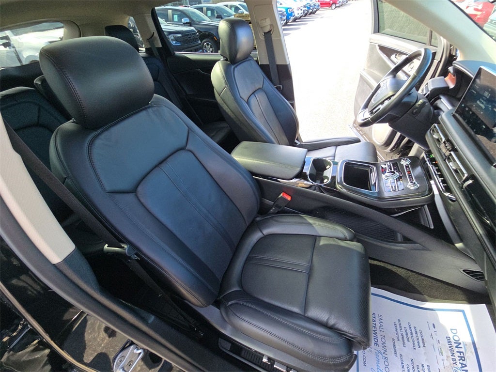 2022 Lincoln Nautilus Reserve