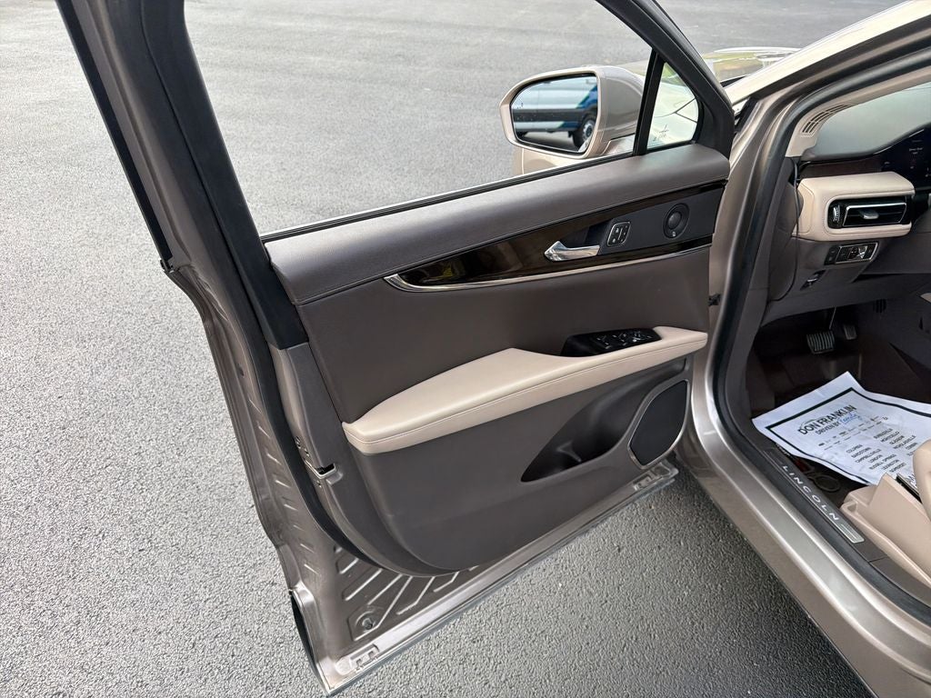 2021 Lincoln Nautilus Reserve