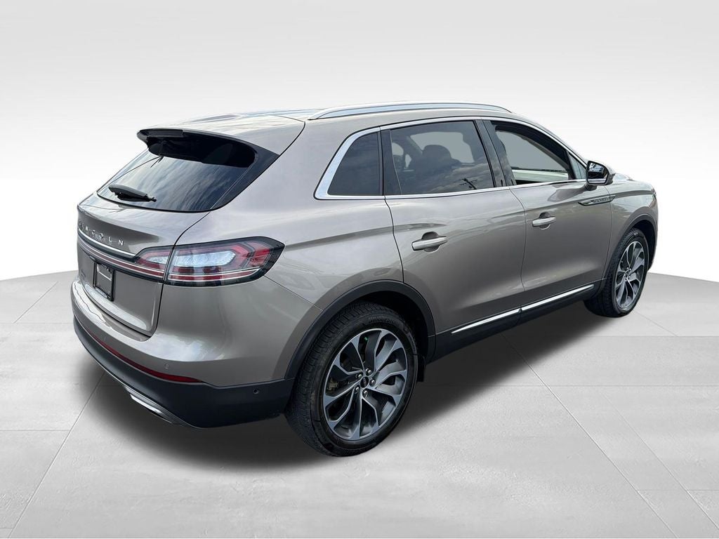 2021 Lincoln Nautilus Reserve