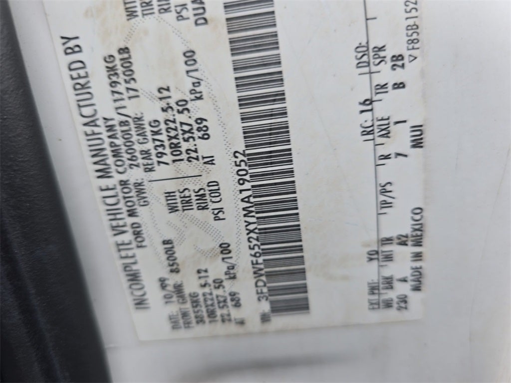 2000 Ford F-650SD DRW