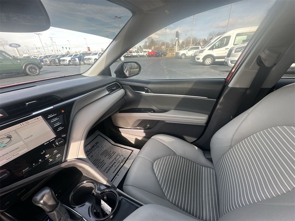 2020 Toyota Camry Hybrid SE