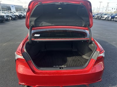 2020 Toyota Camry Hybrid SE