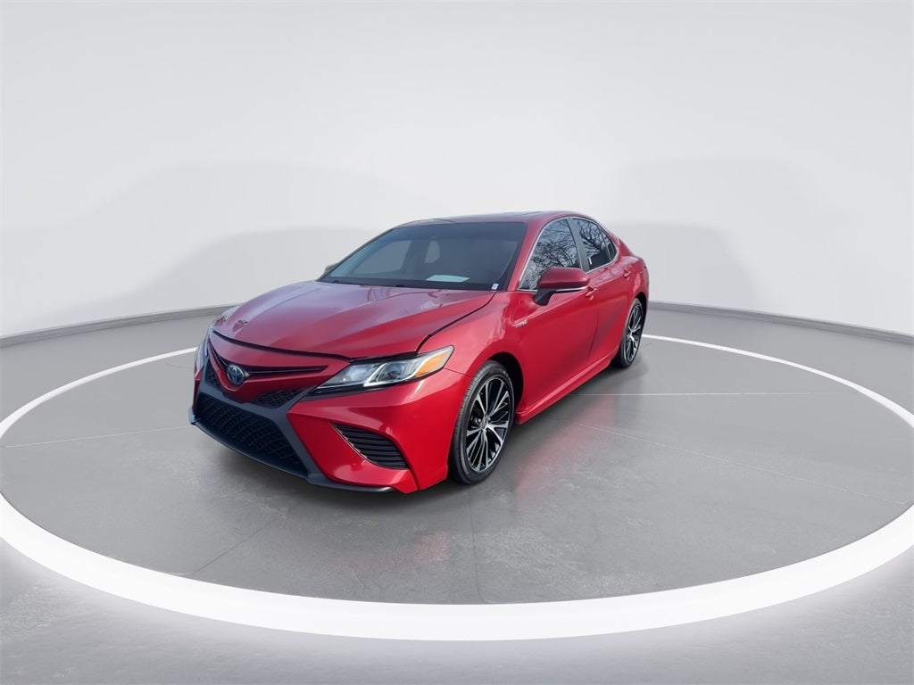 2020 Toyota Camry Hybrid SE