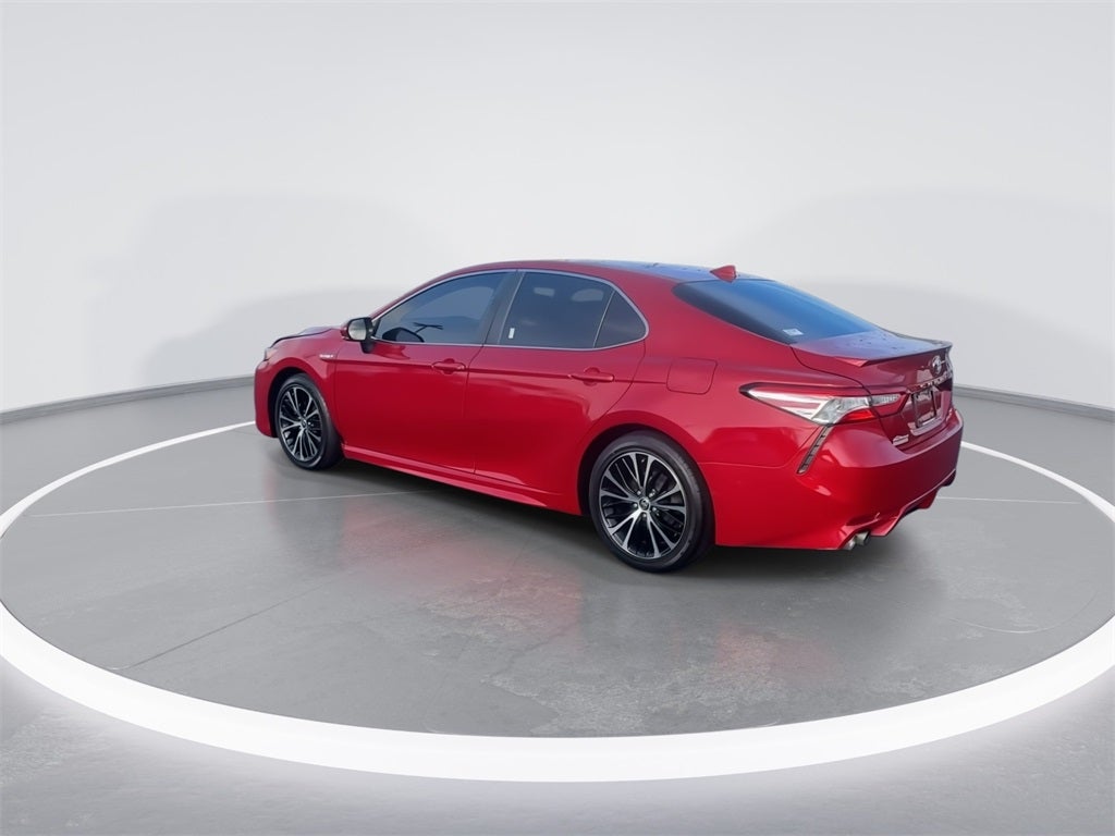 2020 Toyota Camry Hybrid SE