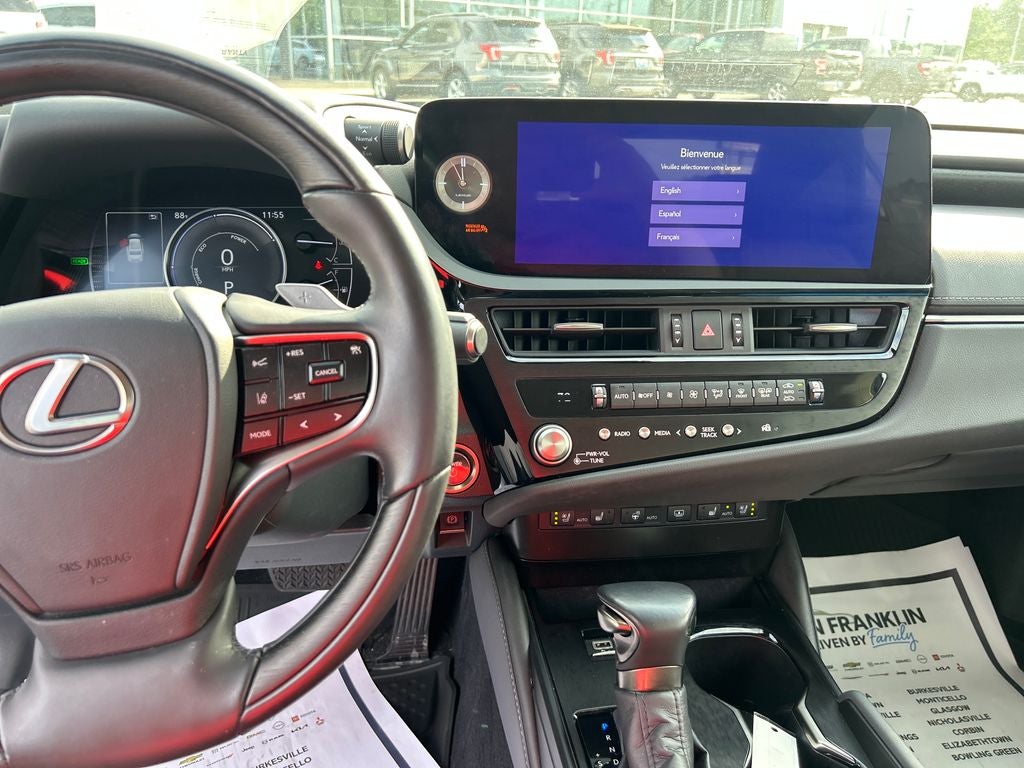2024 Lexus ES 300h Luxury