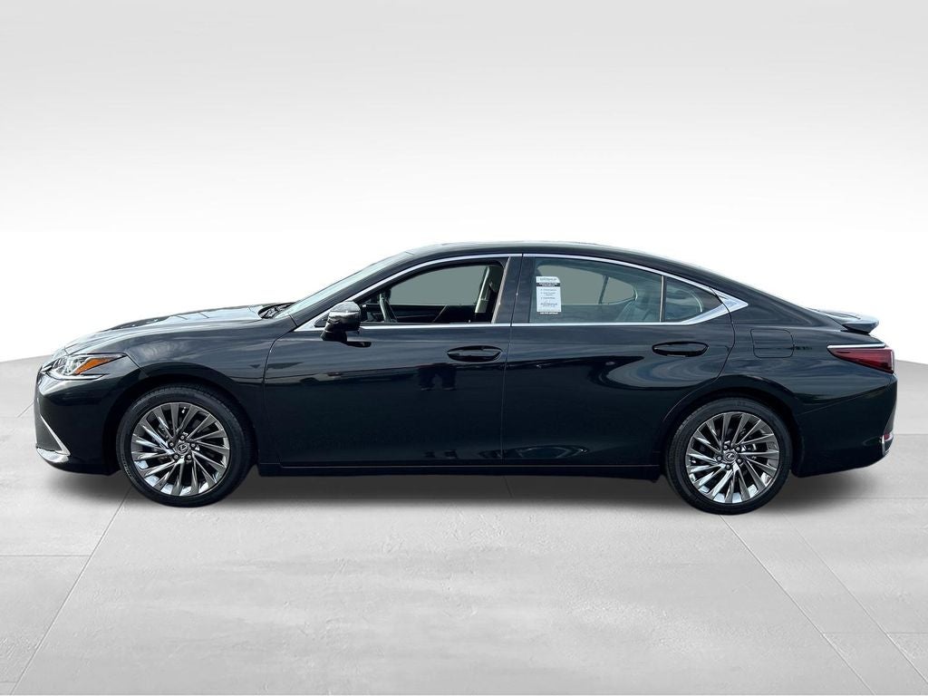 2024 Lexus ES 300h Luxury