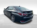 2024 Lexus ES 300h Luxury