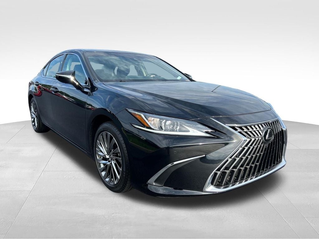 2024 Lexus ES 300h Luxury