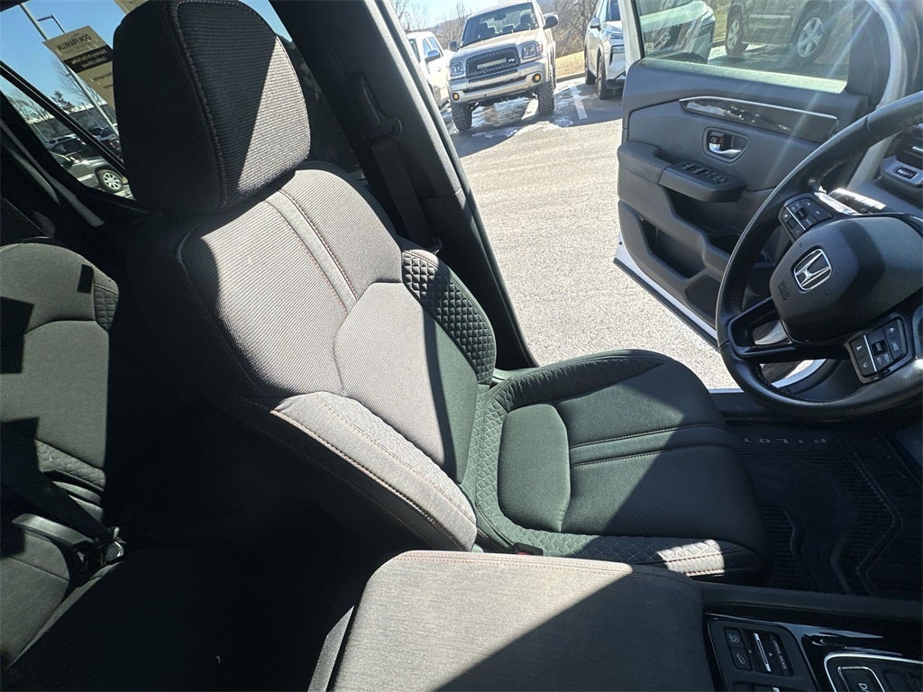 2025 Honda Pilot Sport