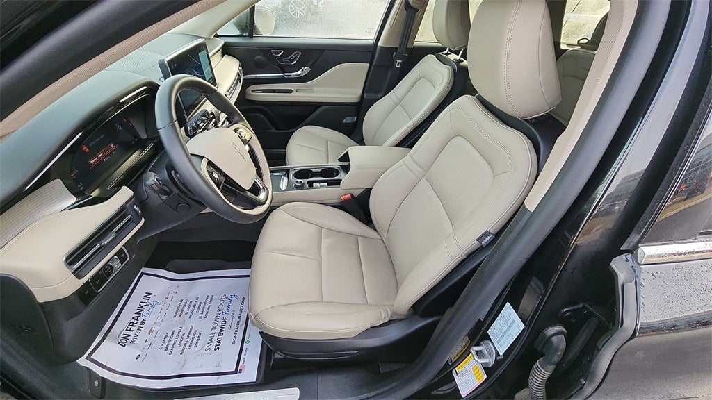 2025 Lincoln Corsair Premiere