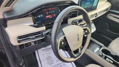 2025 Lincoln Corsair Premiere