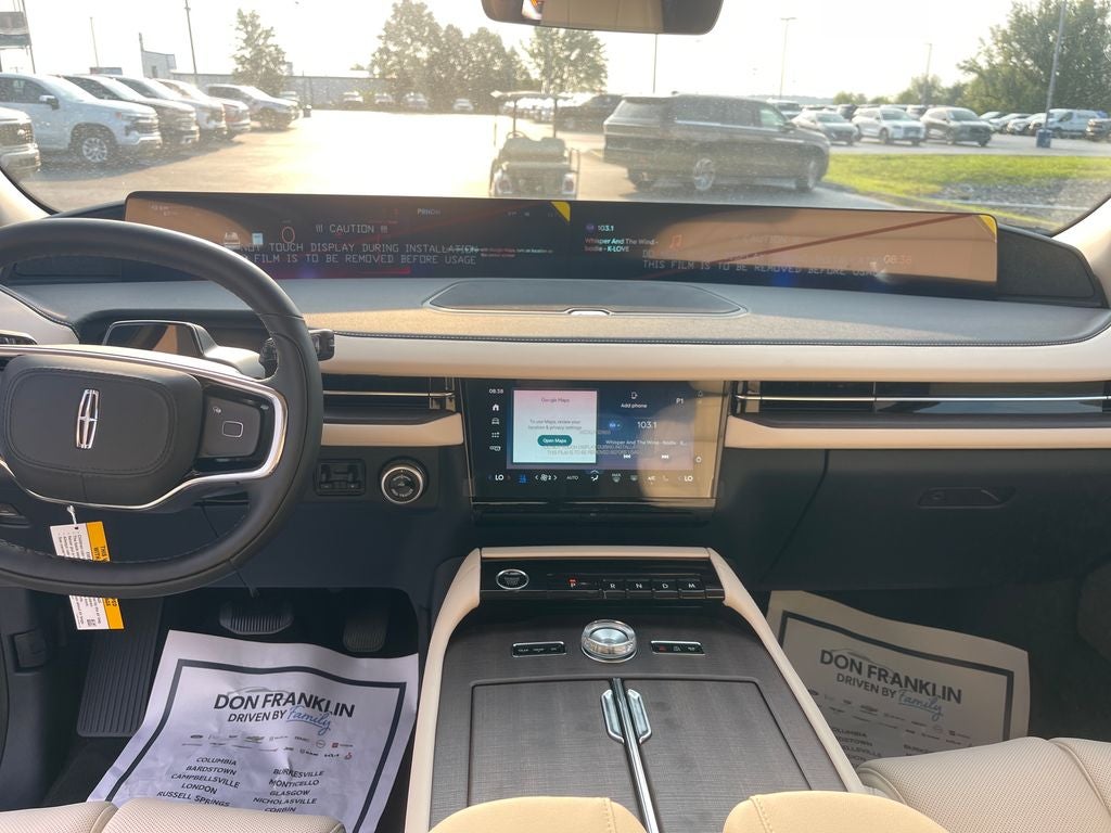 2027 Lincoln Navigator Reserve