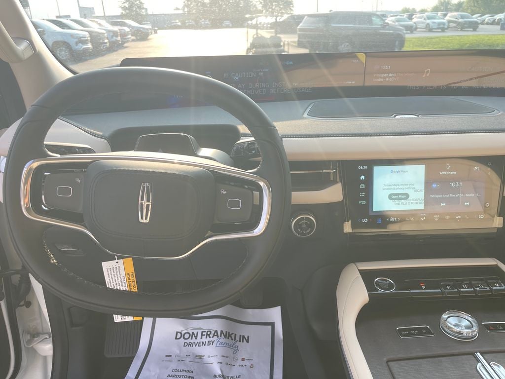 2027 Lincoln Navigator Reserve