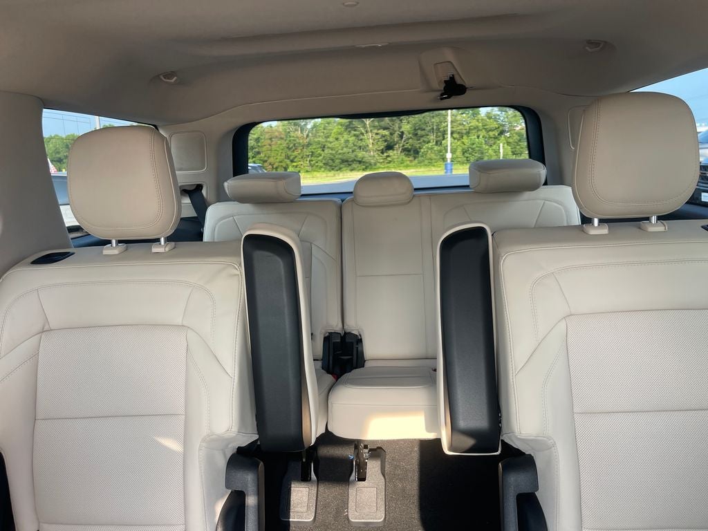 2027 Lincoln Navigator Reserve