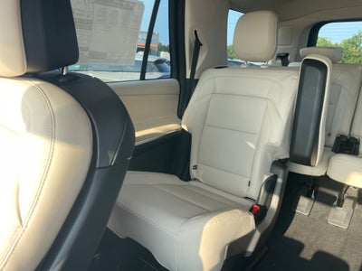 2027 Lincoln Navigator Reserve