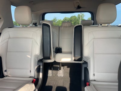 2027 Lincoln Navigator Reserve