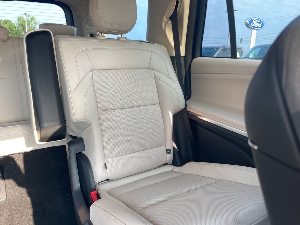 2027 Lincoln Navigator Reserve