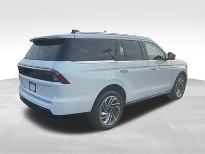 2027 Lincoln Navigator Reserve