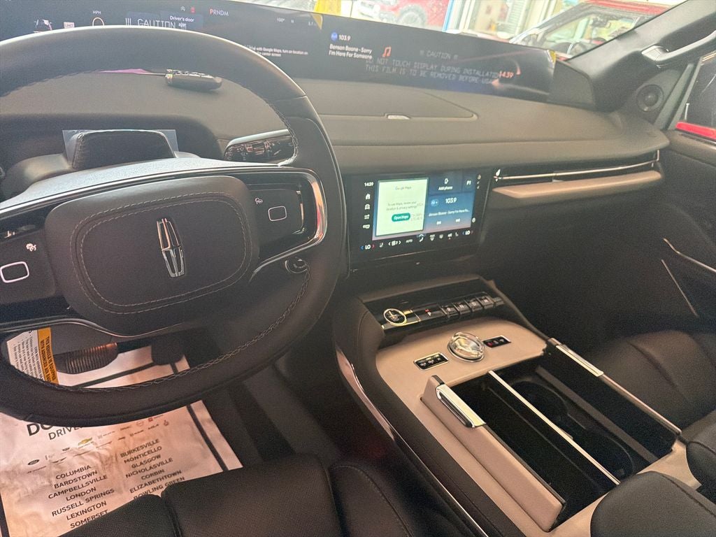 2027 Lincoln Navigator Reserve