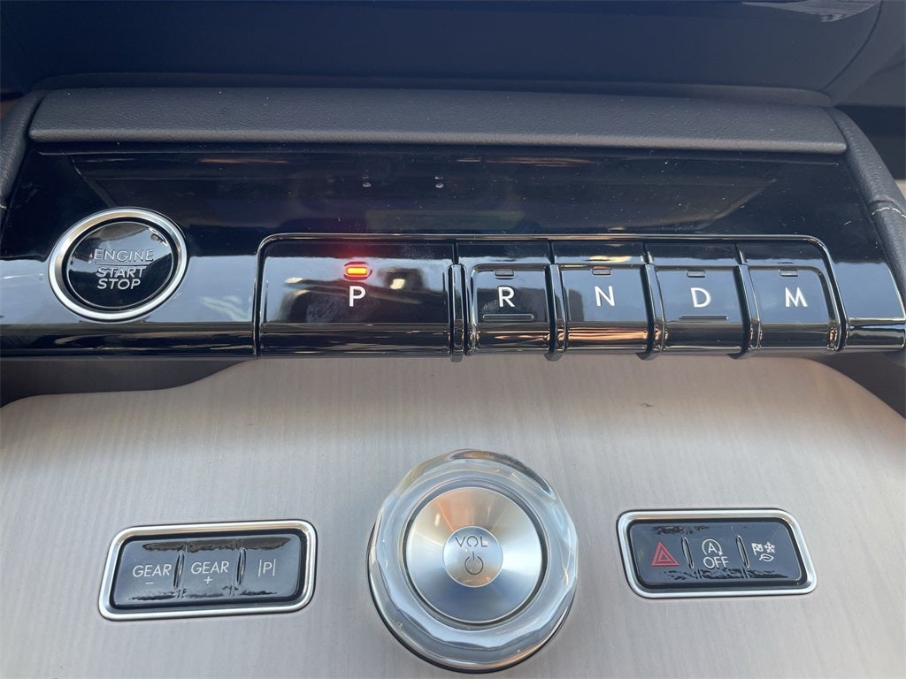 2025 Lincoln Navigator Reserve