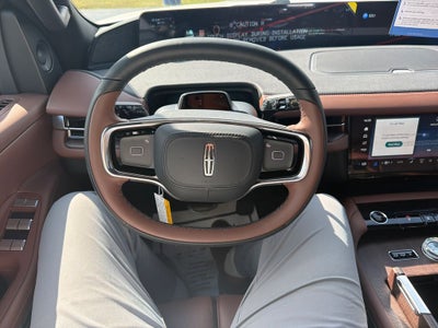 2027 Lincoln Navigator Reserve