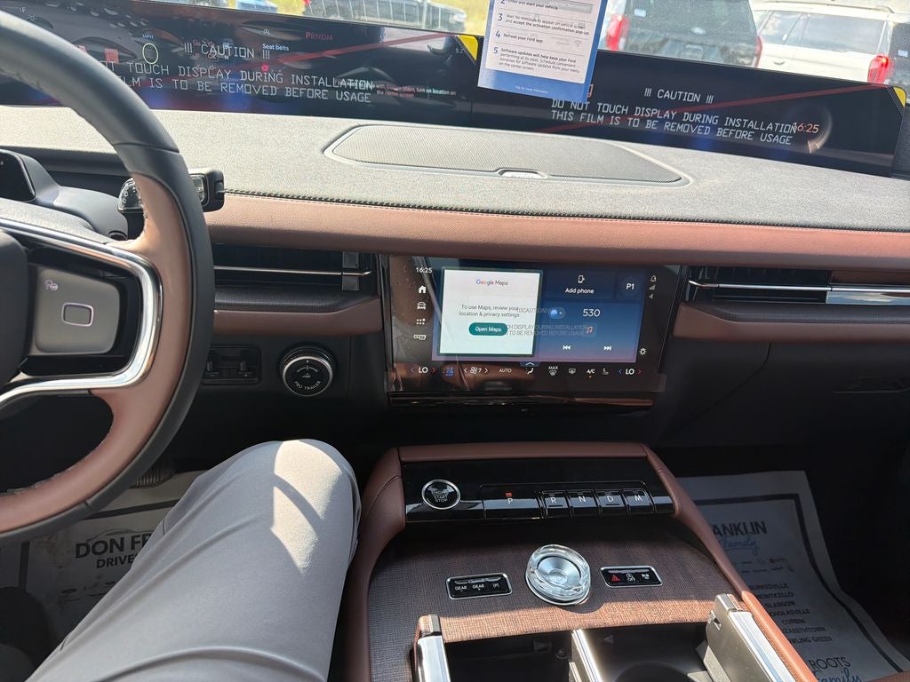 2027 Lincoln Navigator Reserve