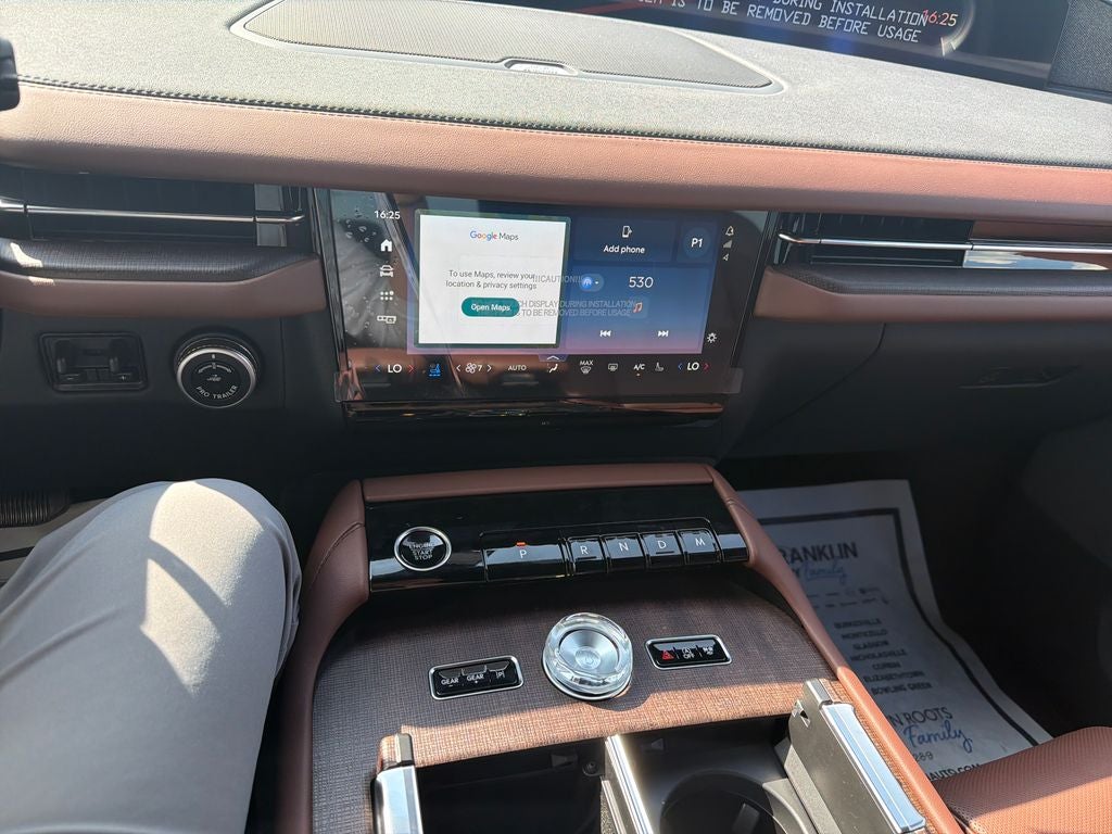 2027 Lincoln Navigator Reserve