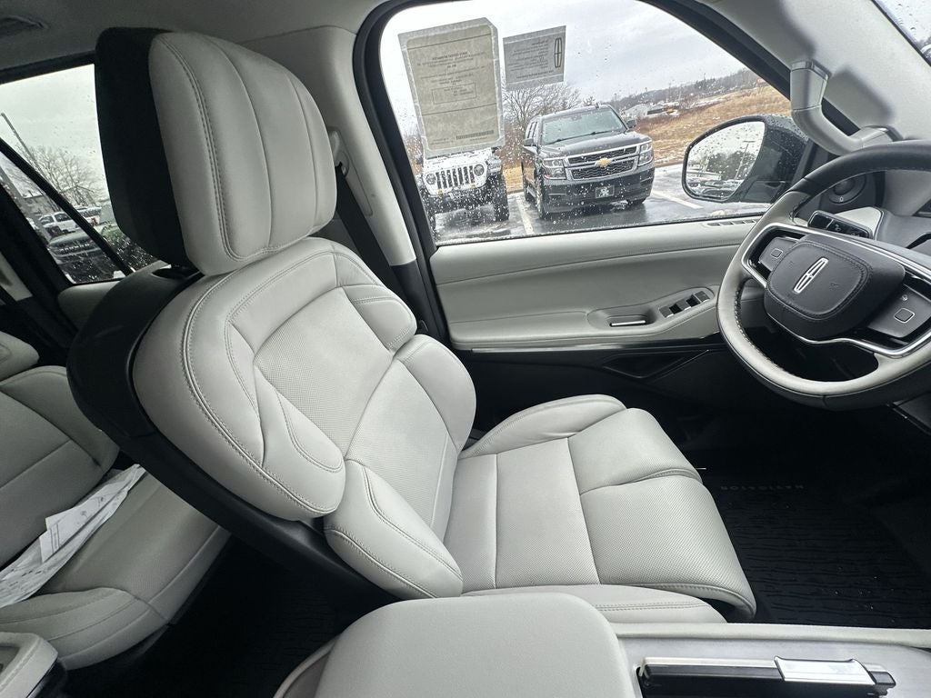 2026 Lincoln Navigator Reserve