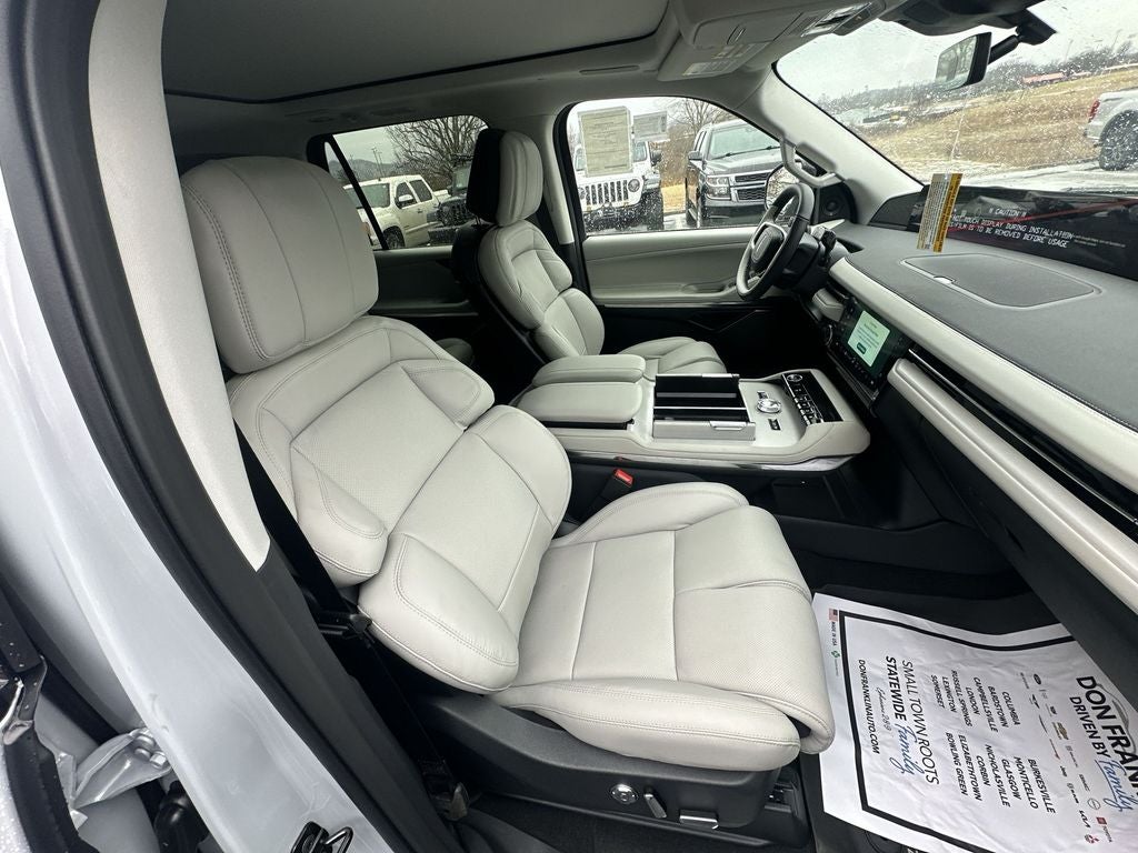 2026 Lincoln Navigator Reserve