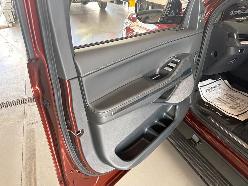 2027 Lincoln Navigator Reserve
