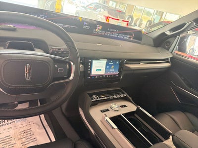 2027 Lincoln Navigator Reserve