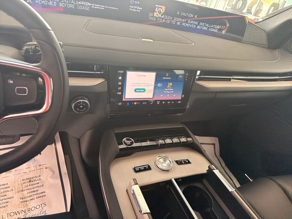 2027 Lincoln Navigator Reserve