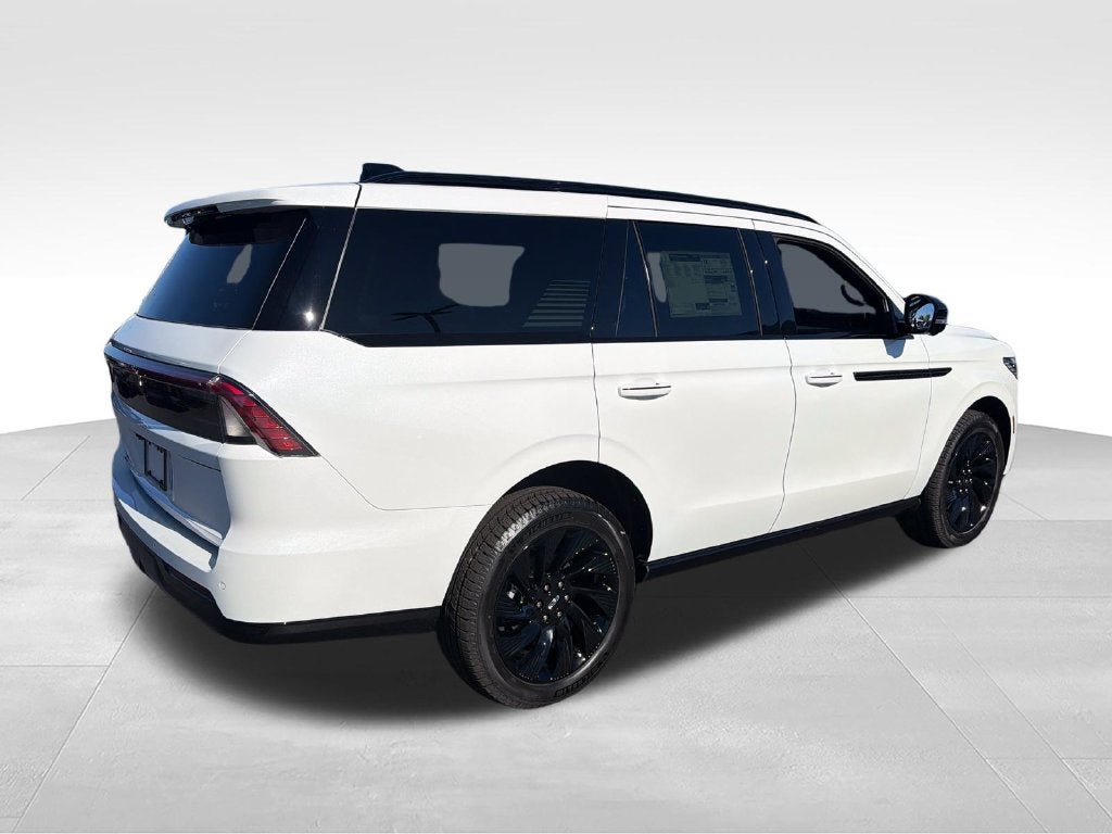 2027 Lincoln Navigator Reserve