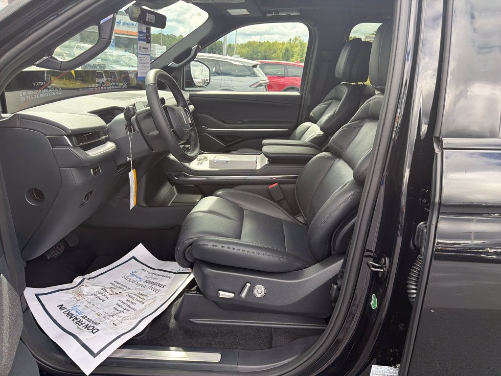 2027 Lincoln Navigator Reserve