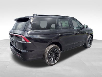 2027 Lincoln Navigator Reserve
