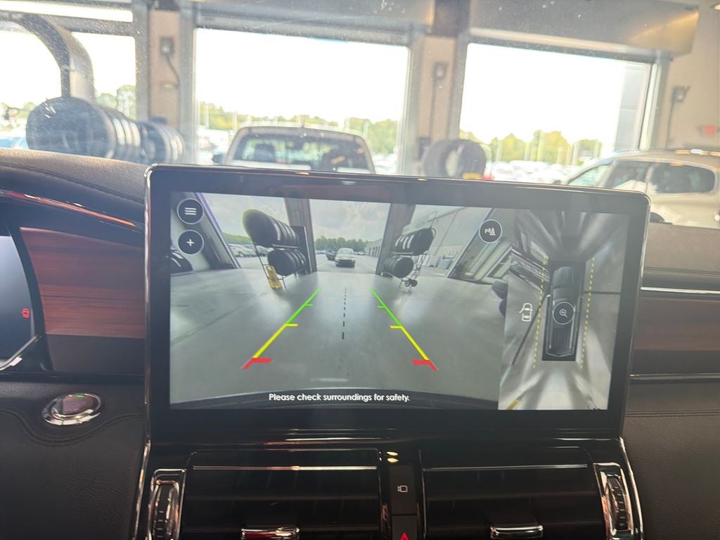 2024 Lincoln Navigator Premiere