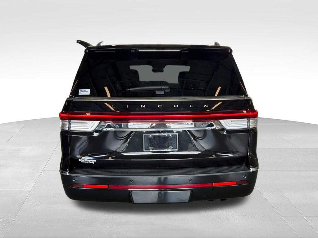 2024 Lincoln Navigator Premiere