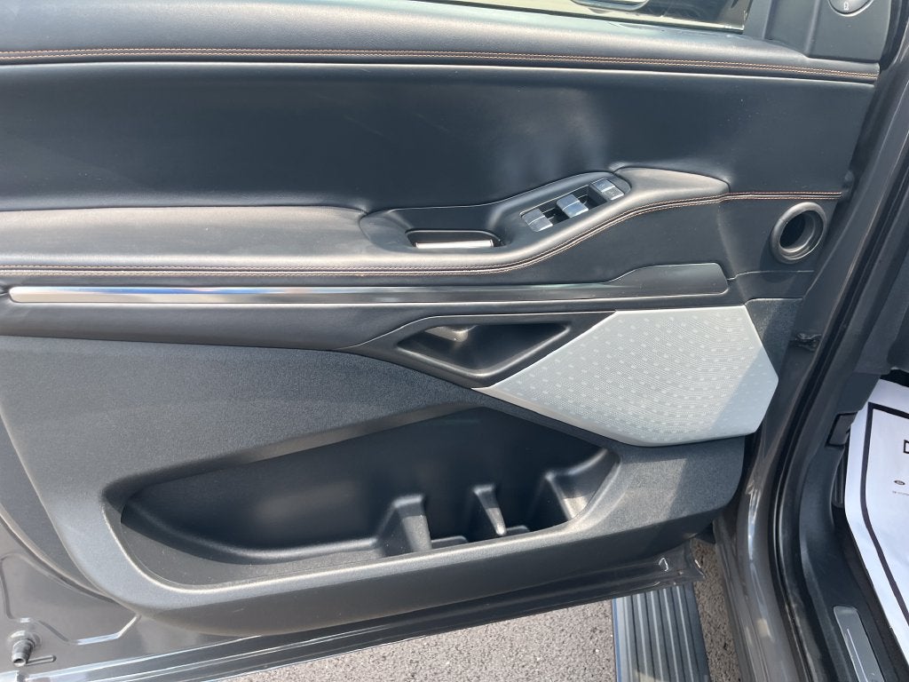 2025 Lincoln Navigator Black Label